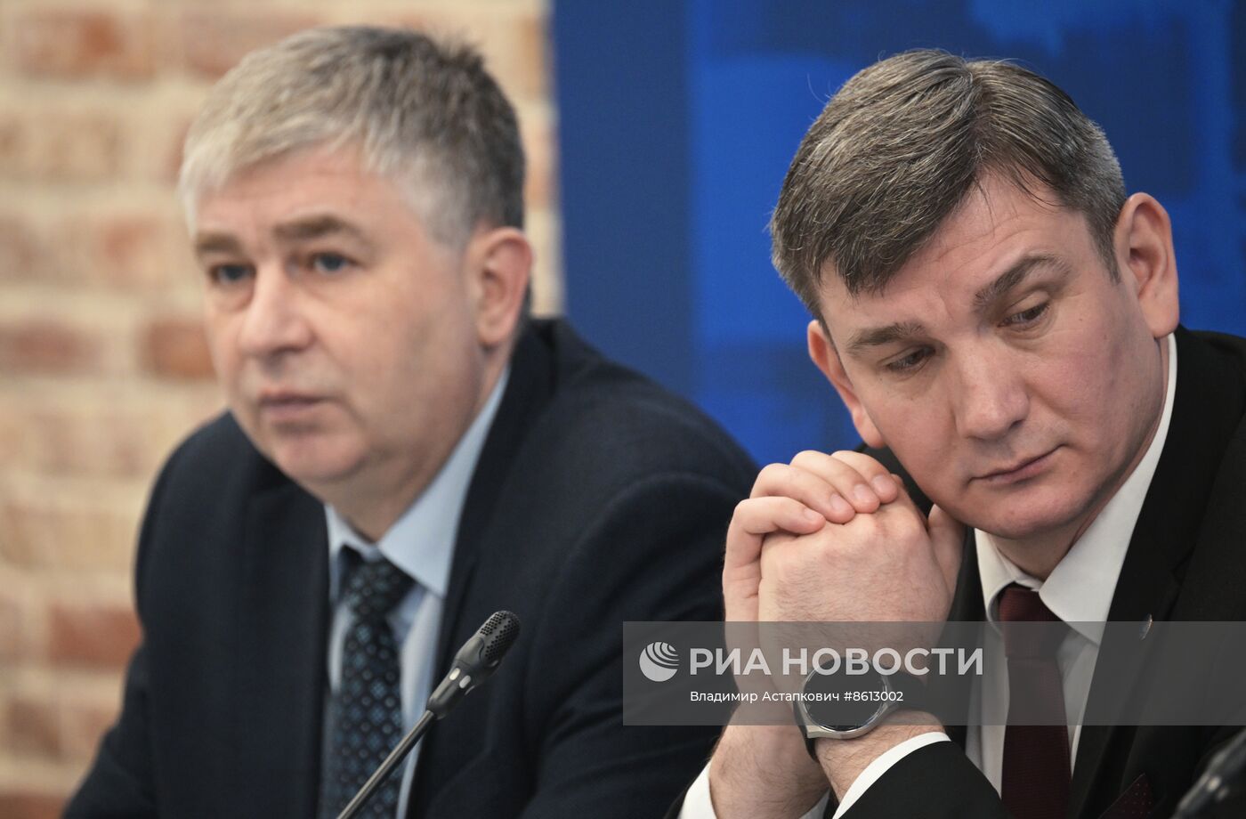 Константин Леонидов